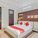 Hotel O Ekansh Palace